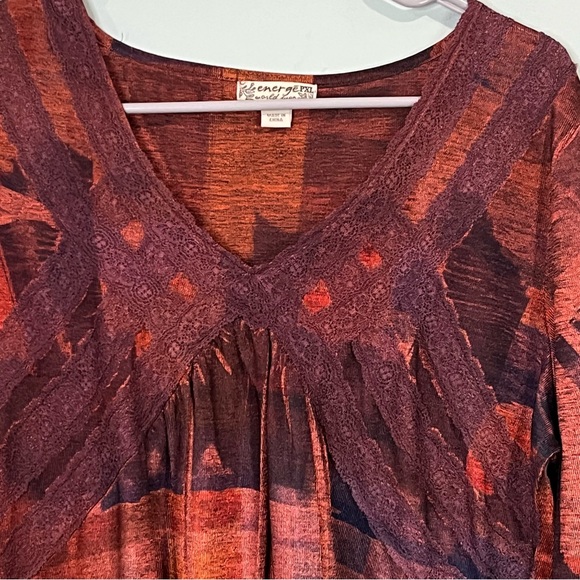 6/$25 Energie Women's Top in Earthy Tones - Picture 3 of 8